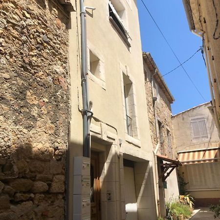 Appartement Au Dernier Etage Avec Terrasse Et Belle Vue Sur Nature Environnante Roujan Kültér fotó